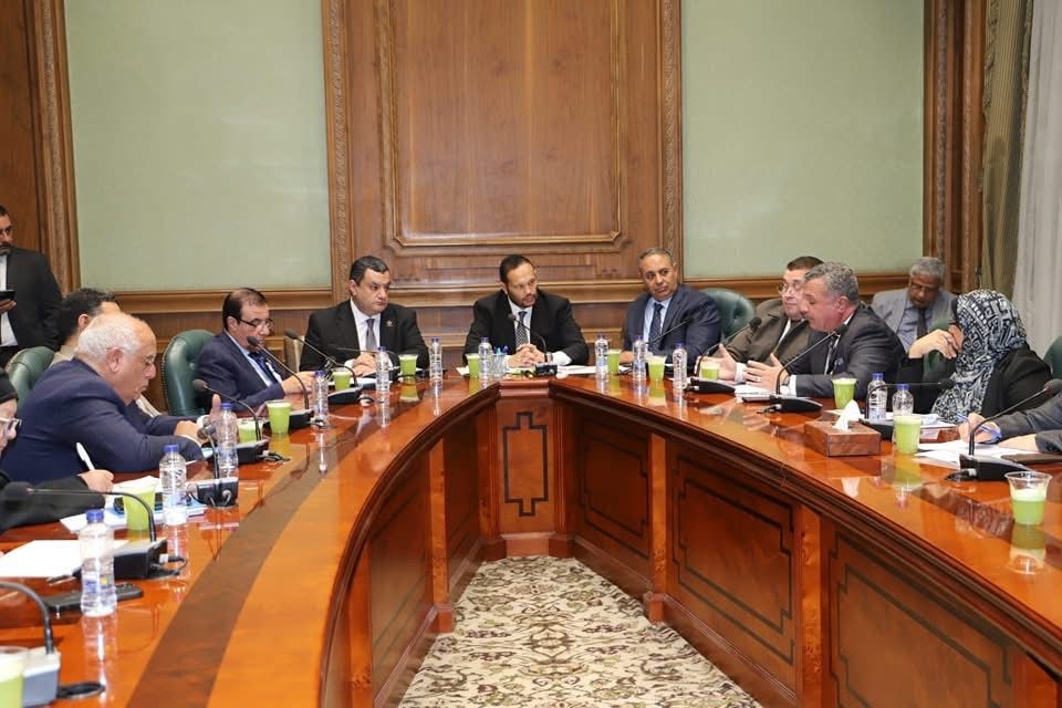 صناعة الشيوخ تشكل لجنة فرعية لدراسة التعديلات المقترحة من النائب أكمل نجاتى لعرضها للتصويت داخل اللجنة