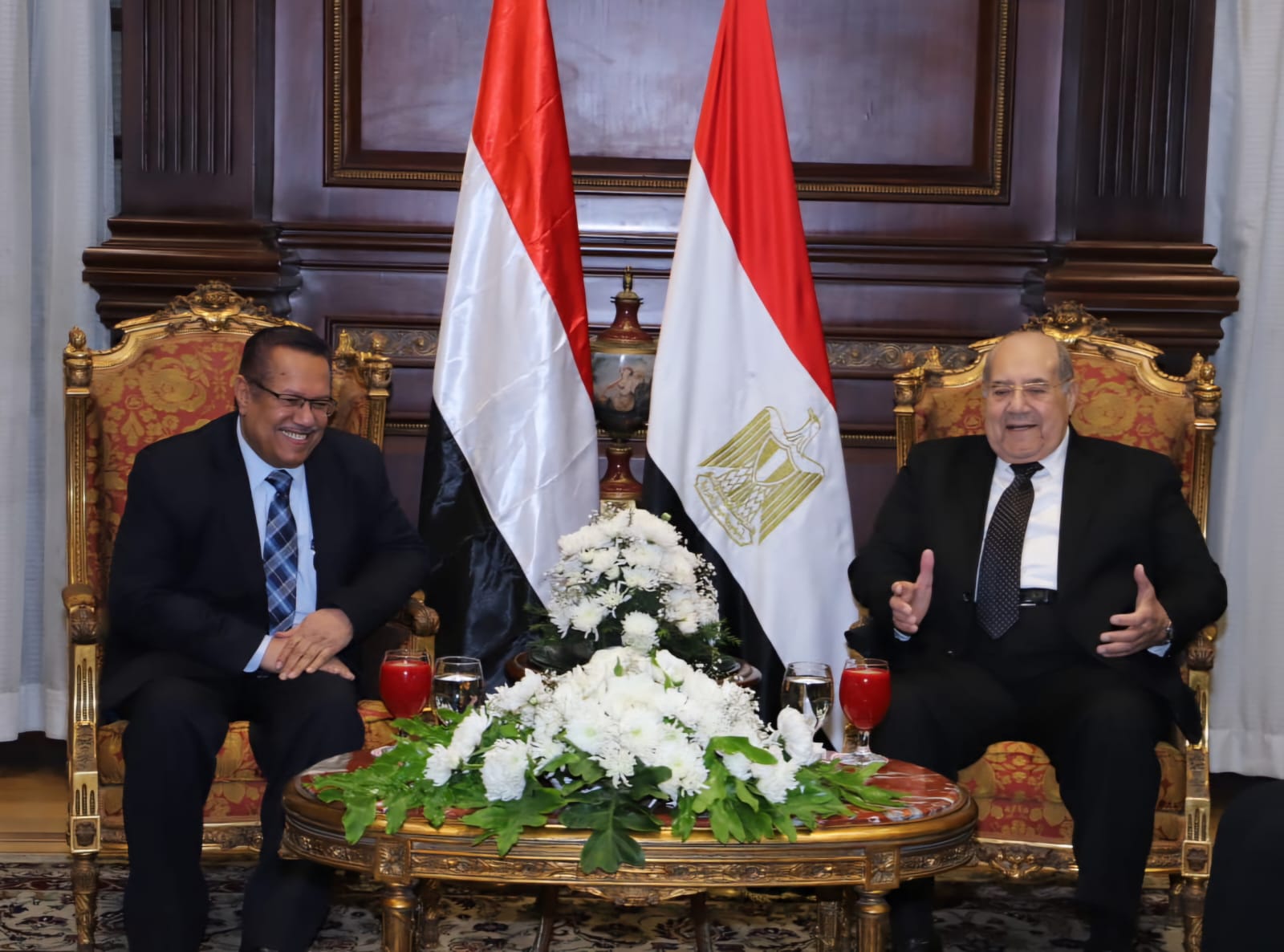 رئيس مجلس الشيوخ: أمن واستقرار اليمن يمثل أهمية قصوى لمصر والمنطقة العربية رئيس مجلس الشيوخ: أمن واستقرار اليمن يمثل أهمية قصوى لمصر والمنطقة العربية