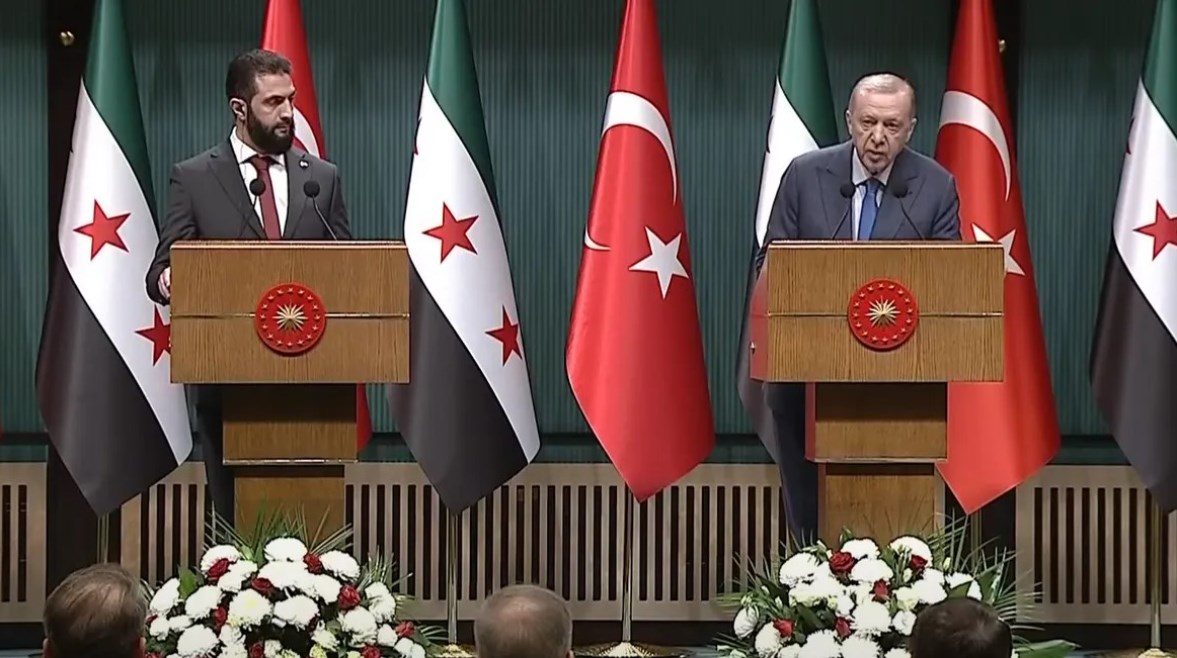 أردوغان: نسعى لشراكة استراتيجية مع سوريا وتعزيز التعاون في مكافحة الإرهاب أردوغان: نسعى لشراكة استراتيجية مع سوريا وتعزيز التعاون في مكافحة الإرهاب