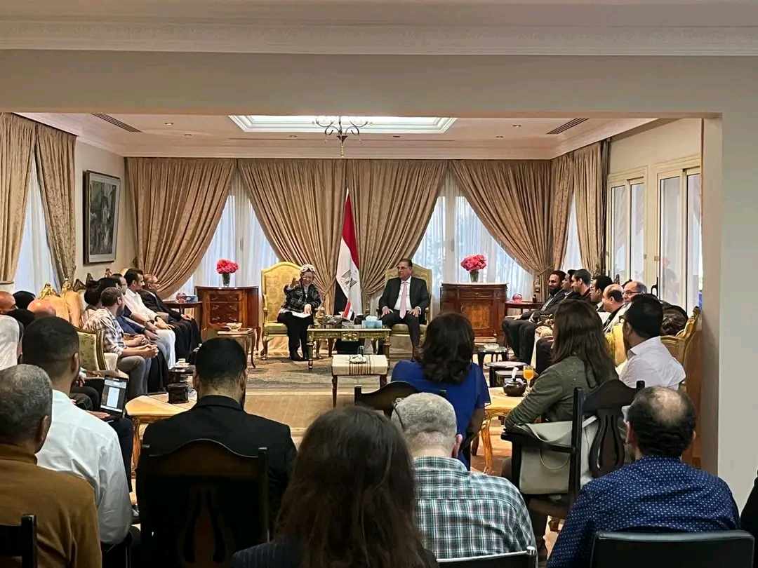 نائب وزير الخارجية والهجرة يلتقي رموز الجالية المصرية في زامبيا نائب وزير الخارجية والهجرة يلتقي رموز الجالية المصرية في زامبيا