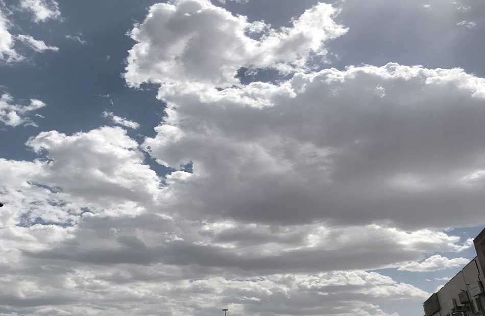 غطاء سحابي فوق القاهرة.. «الأرصاد» تحذر من أمطار على هذه المناطق