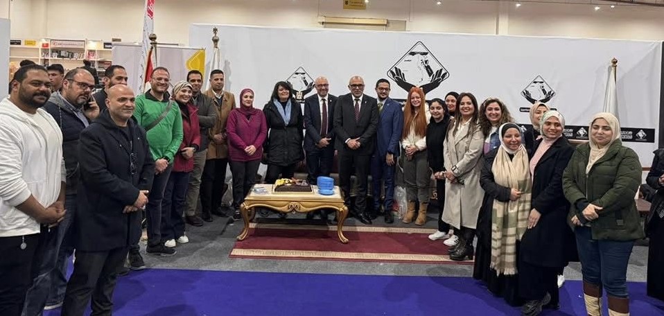 “التنسيقية” تحتفل بانتهاء فعاليات معرض القاهرة الدولي للكتاب “التنسيقية” تحتفل بانتهاء فعاليات معرض القاهرة الدولي للكتاب