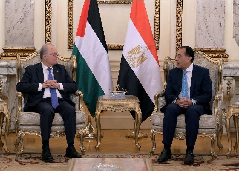 بتوجيهات من الرئيس السيسي.. رئيس الوزراء: مصر تسخر إمكاناتها لإعمار غزة بتوجيهات من الرئيس السيسي.. رئيس الوزراء: مصر تسخر إمكاناتها لإعمار غزة