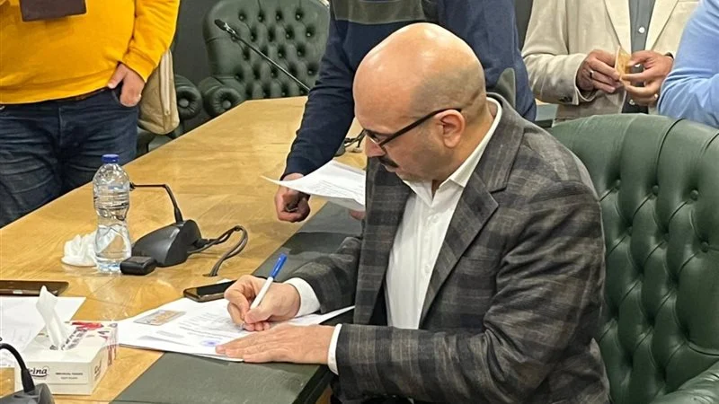 محمد سعد عبد الحفيظ يترشح للمرة الثالثة على عضوية مجلس الصحفيين محمد سعد عبد الحفيظ يترشح للمرة الثالثة على عضوية مجلس الصحفيين