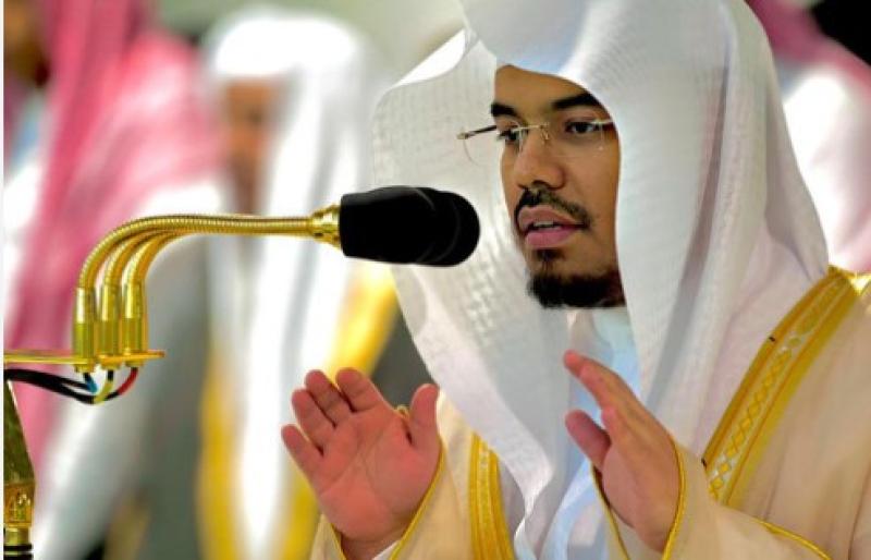 إمام الحرم المكي ياسر الدوسري يدعو لمصر .. شاهد ماذا قال؟ إمام الحرم المكي ياسر الدوسري يدعو لمصر .. شاهد ماذا قال؟