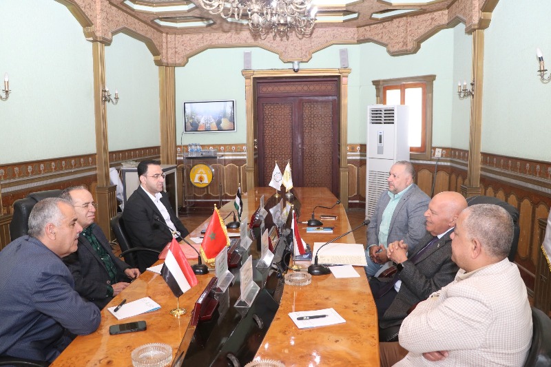 الزناتي يلتقي وفد اتحاد المعلمين العرب لمناقشة تعديل مواد قانون الاتحاد| صور