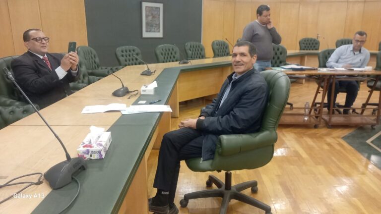 إسماعيل العوامي يقدم أوراق ترشحه لعضوية مجلس نقابة الصحفيين فوق السن إسماعيل العوامي يقدم أوراق ترشحه لعضوية مجلس نقابة الصحفيين فوق السن