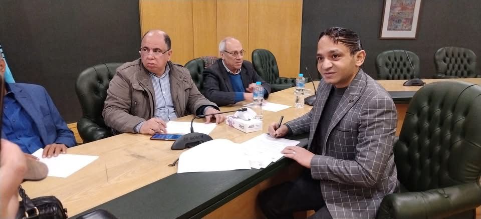 الكاتب الصحفي أحمد يحيي يتقدم بأوراق ترشحه لعضوية مجلس نقابة الصحفيين الكاتب الصحفي أحمد يحيي يتقدم بأوراق ترشحه لعضوية مجلس نقابة الصحفيين