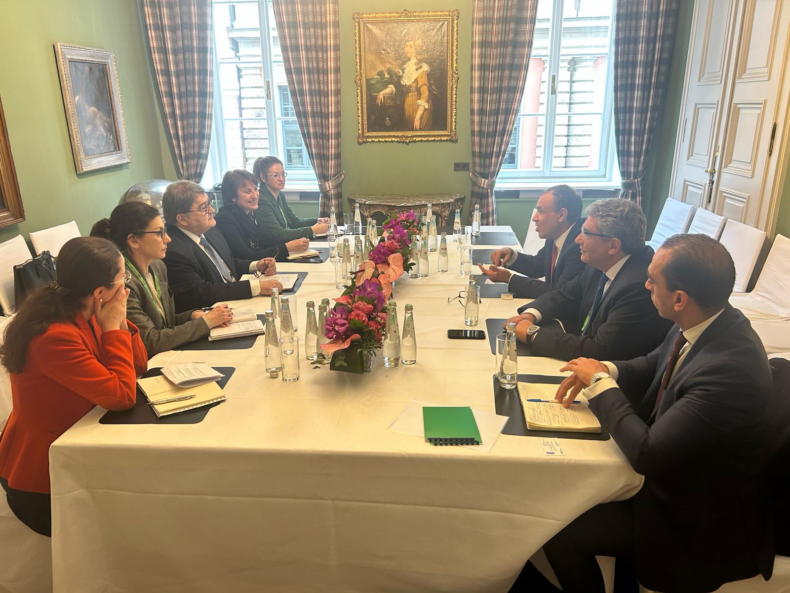 وزير الخارجية: مصر حريصة على تعزيز التعاون مع رومانيا لتأمين استمرارية واردات الحبوب المصرية من رومانيا وزير الخارجية: مصر حريصة على تعزيز التعاون مع رومانيا لتأمين استمرارية واردات الحبوب المصرية من رومانيا