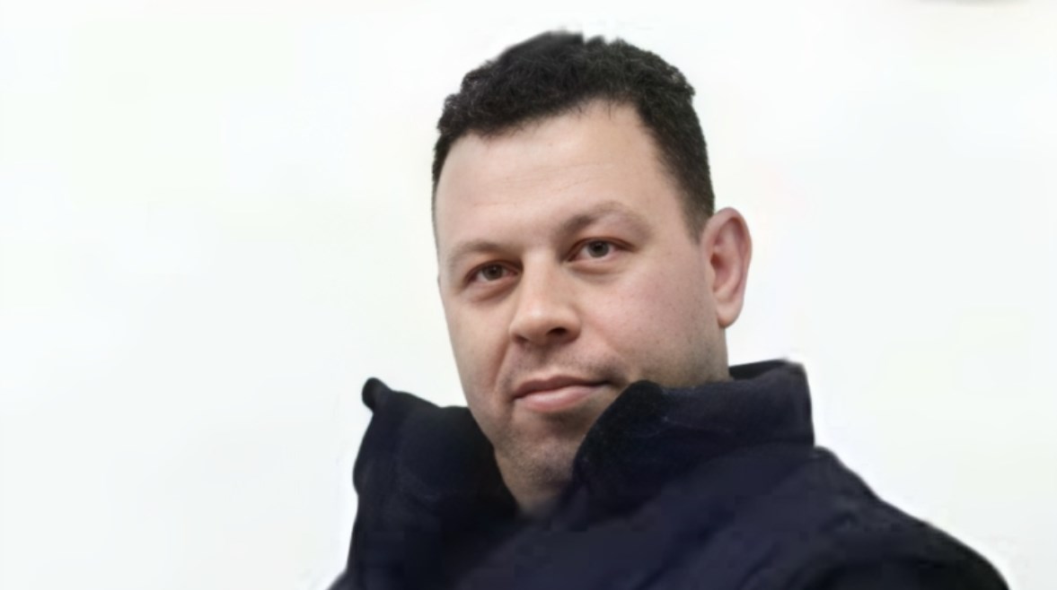 أجبر السجون الإسرائيلية على استبعاد المجندات.. من هو مازن القاضي؟