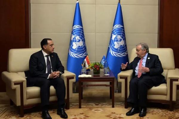 رئيس الوزراء يؤكد لسكرتير عام الأمم المتحدة أهمية الحفاظ على اتفاق غزة رئيس الوزراء يؤكد لسكرتير عام الأمم المتحدة أهمية الحفاظ على اتفاق غزة