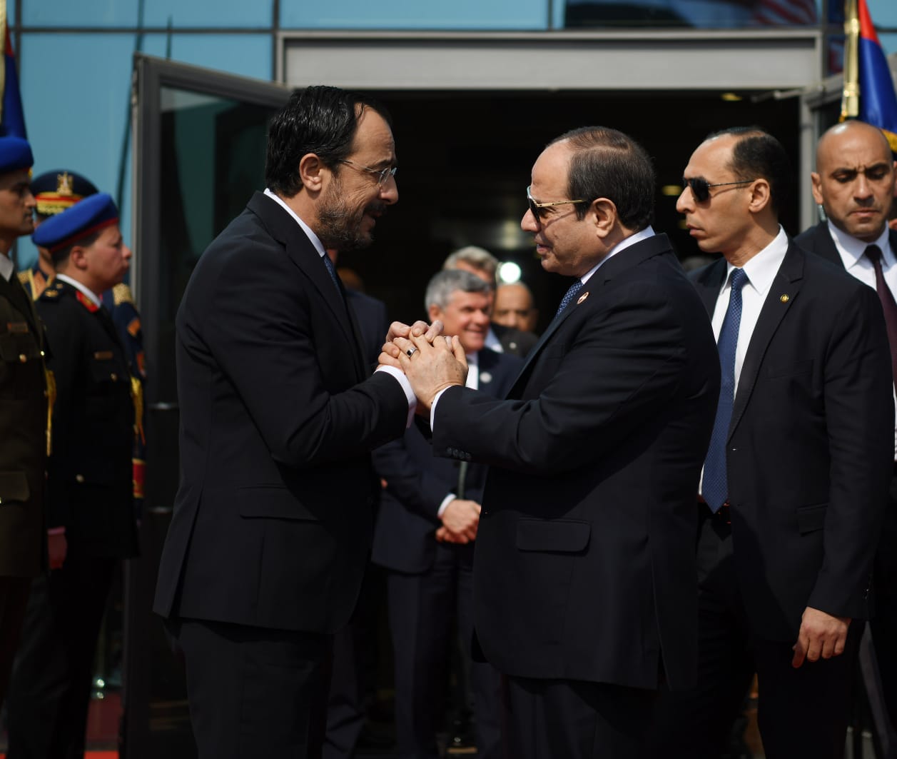 المتحدث الرئاسي ينشر صور تفقد الرئيس السيسي معرض مصر الدولي الثامن للطاقة