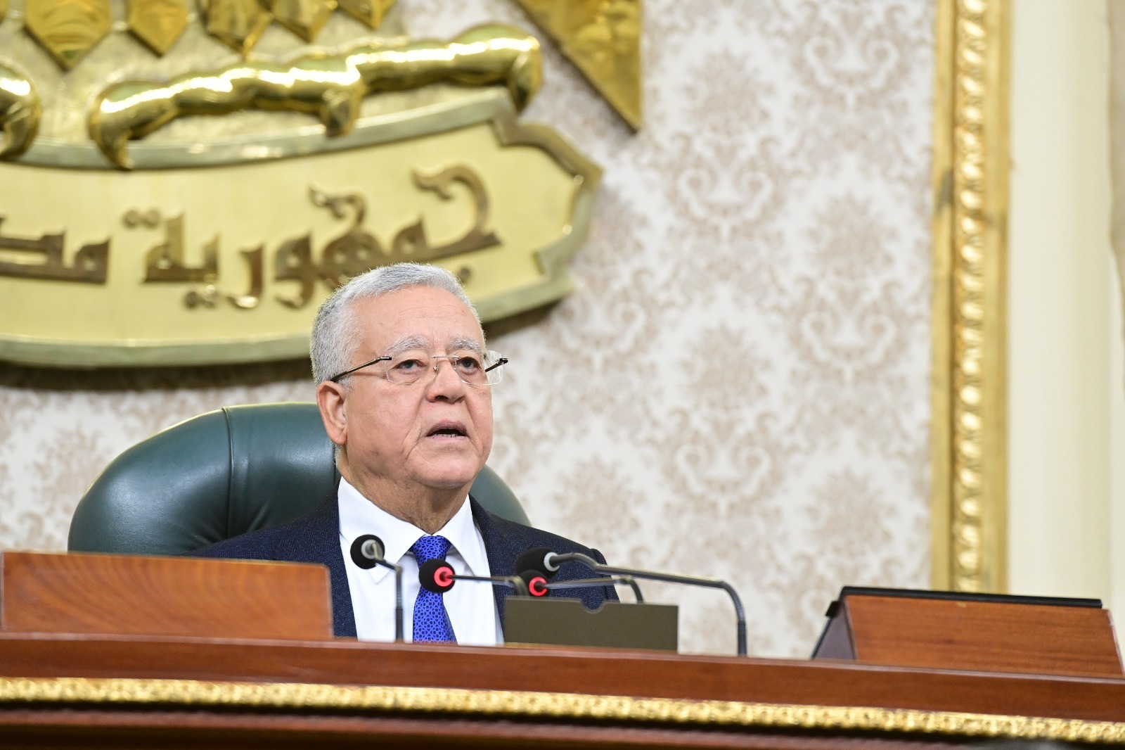 النواب يحيل قرارين جمهوريين و5 مشروعات قوانين للجان المختصة النواب يحيل قرارين جمهوريين و5 مشروعات قوانين للجان المختصة