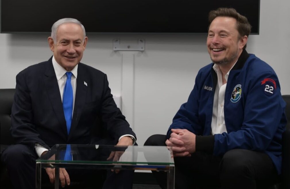 إيلون ماسك يدافع عن نتنياهو.. “الدولة العميقة في كل مكان” إيلون ماسك يدافع عن نتنياهو.. “الدولة العميقة في كل مكان”