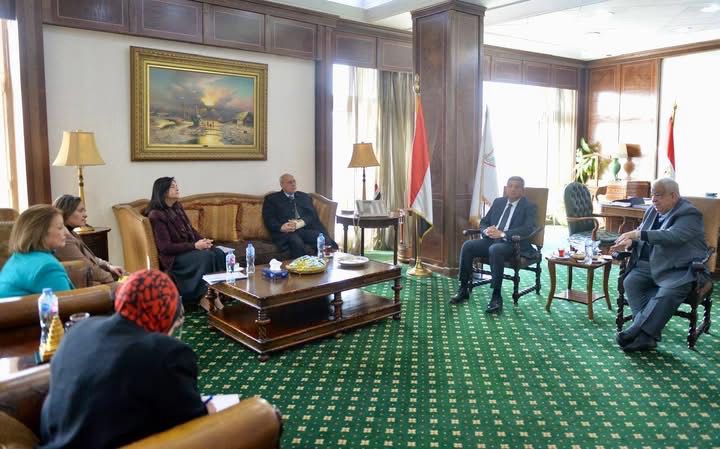 الأعلى للإعلام يستكمل جلساته النقاشية حول سبل تطوير الإعلام المصري الأعلى للإعلام يستكمل جلساته النقاشية حول سبل تطوير الإعلام المصري