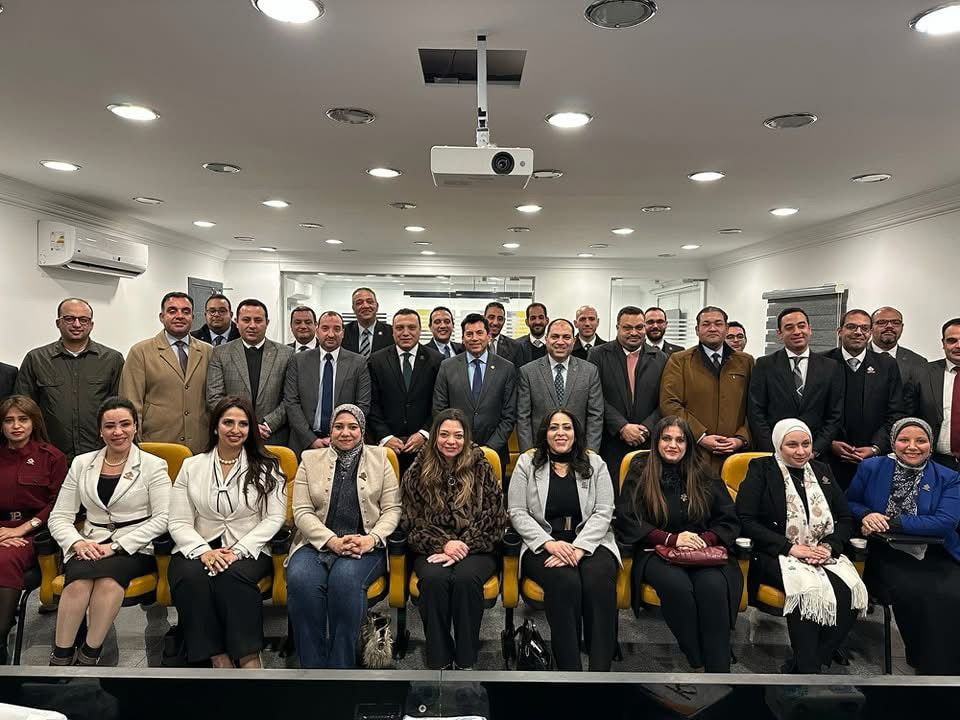 التنسيقية تلتقي وزير الشباب والرياضة لمناقشة قضايا الشباب والرياضة التنسيقية تلتقي وزير الشباب والرياضة لمناقشة قضايا الشباب والرياضة