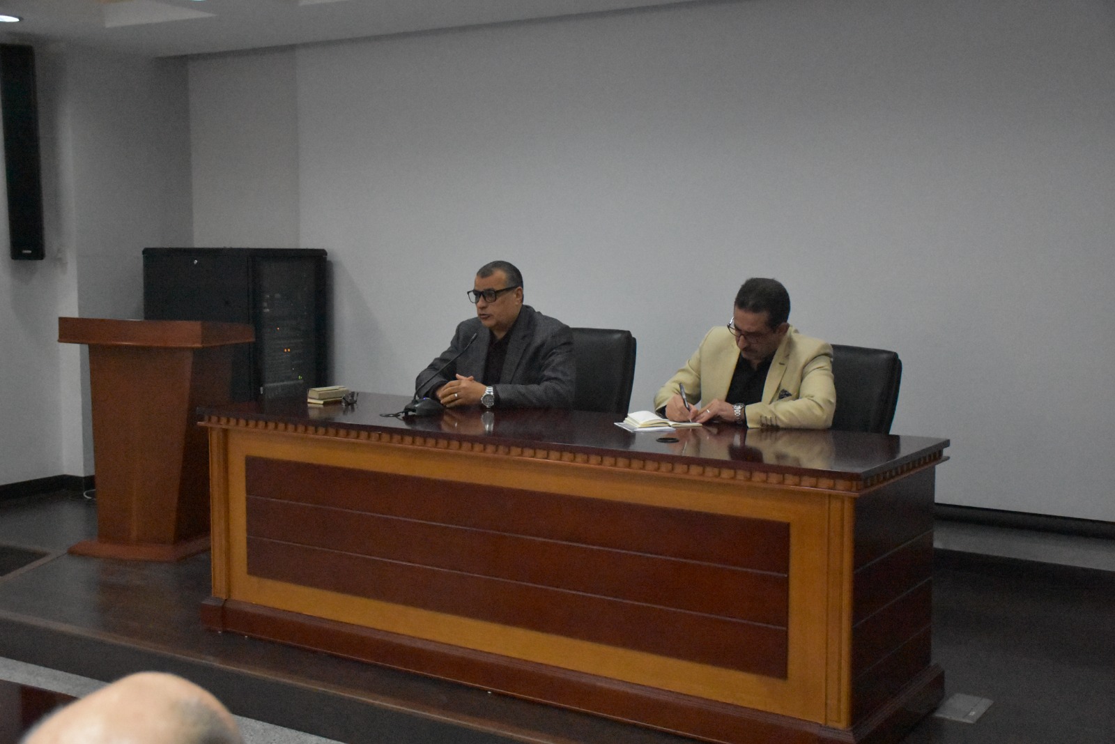 وزير الإنتاج الحربي: مركز التميز العلمي والتكنولوجي يدعم تعميق التصنيع المحلي في المجالين العسكري والمدني