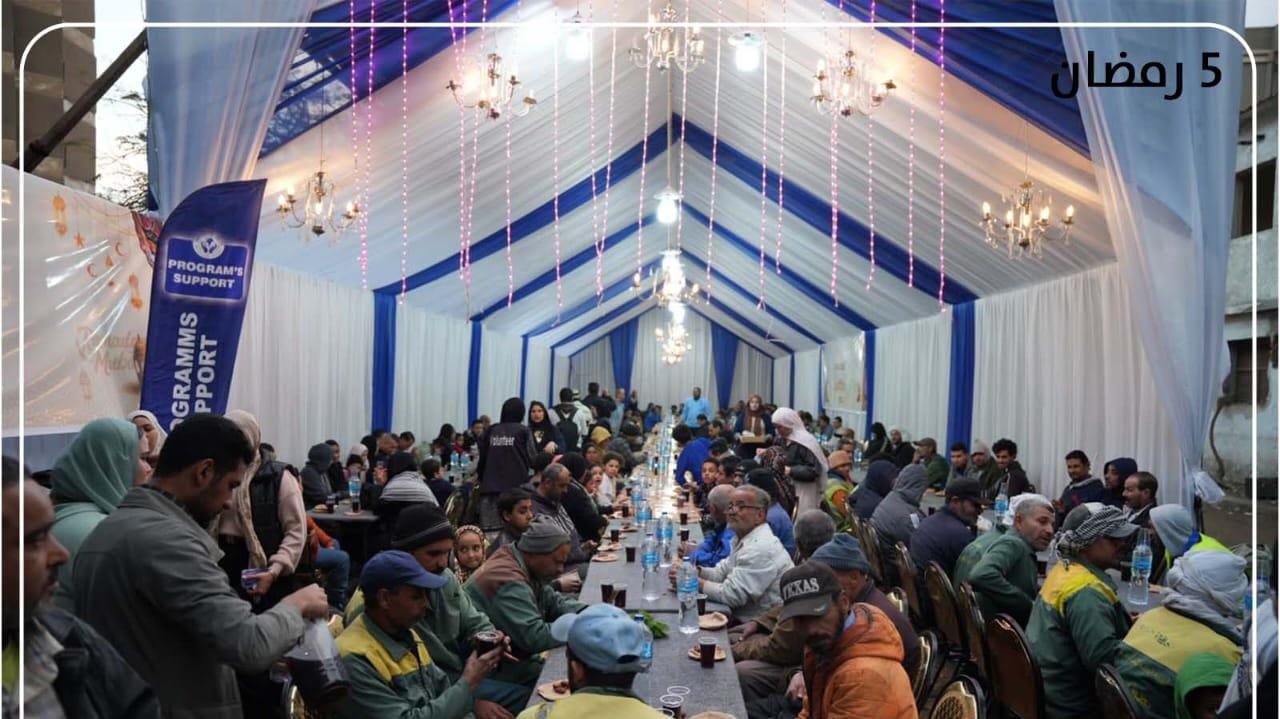 “مائدة إفطار ضيوف مصر”.. تجربة إنسانية رائدة تؤكد دور مصر الريادي في دعم الأشقاء والمحتاجين “مائدة إفطار ضيوف مصر”.. تجربة إنسانية رائدة تؤكد دور مصر الريادي في دعم الأشقاء والمحتاجين