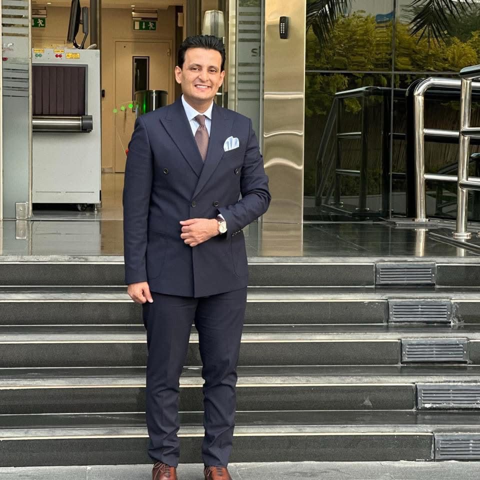 في يوم الشهيد.. أحمد سمير: مصر التي أنجبت هؤلاء الأبطال ستظل أمينةً على تضحياتهم في يوم الشهيد.. أحمد سمير: مصر التي أنجبت هؤلاء الأبطال ستظل أمينةً على تضحياتهم