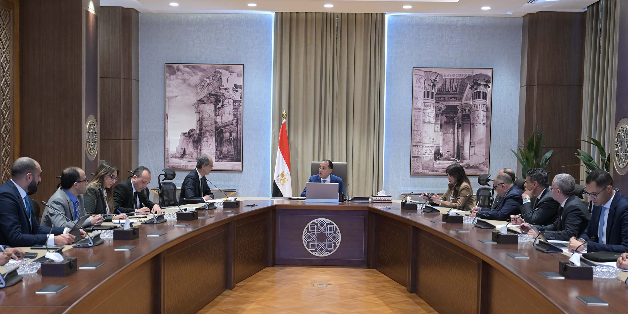 مدبولي: خطة واضحة لميكنة التراخيص والاستثمار.. وإطلاق خدمات جديدة عبر “مصر الرقمية”