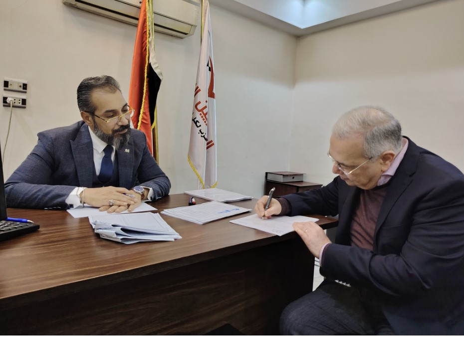 النائب عصام خليل يتقدم بأوراق ترشحه لانتخابات رئاسة حزب المصريين الأحرار النائب عصام خليل يتقدم بأوراق ترشحه لانتخابات رئاسة حزب المصريين الأحرار