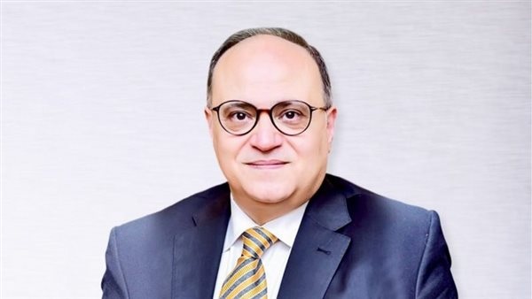 رئيس هيئة الدواء يبحث مع ممثلي شركتي «إيبيكو» و«ريلاينس لايف ساينس» الهندية فرص دعم صناعة الدواء رئيس هيئة الدواء يبحث مع ممثلي شركتي «إيبيكو» و«ريلاينس لايف ساينس» الهندية فرص دعم صناعة الدواء