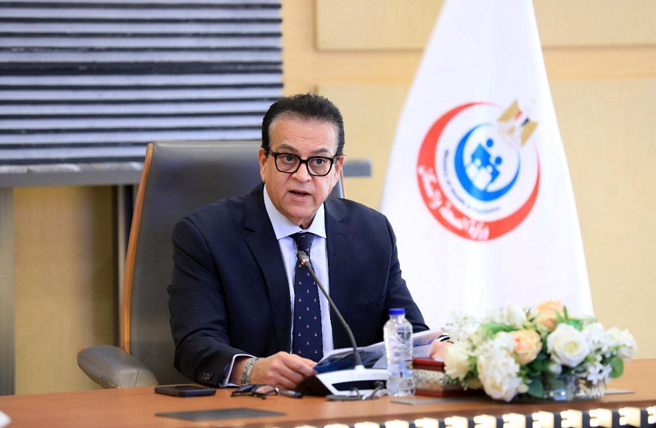 وزير الصحة: لا تسامح مع الاعتداء على الفرق الطبية.. وقانون المسؤولية الطبية يوفر الحماية للجميع