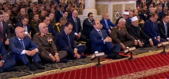 بحضور الرئيس السيسي.. نص خطبة الجمعة بمسجد المشير حول تضحيات شهداء الوطن بحضور الرئيس السيسي.. نص خطبة الجمعة بمسجد المشير حول تضحيات شهداء الوطن