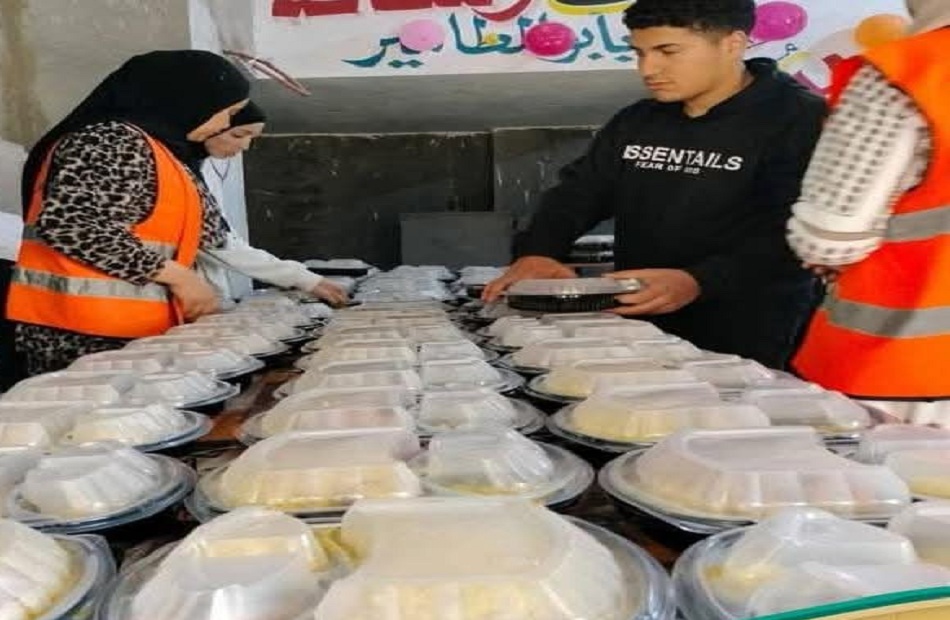 التحالف الوطني توزع 1466 وجبة إفطار صائم في عدة محافظات