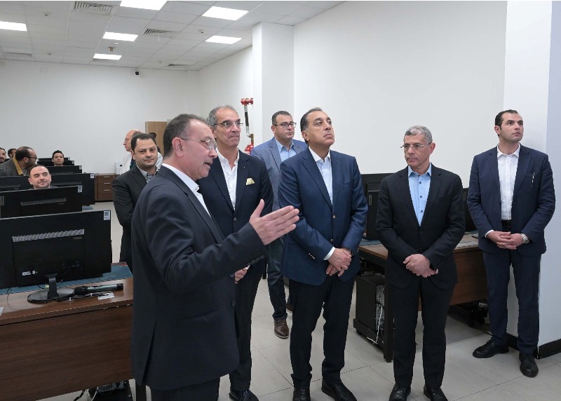 «مدبولي» يطلع على أحدث التطورات في مجال تكنولوجيا علوم الفضاء