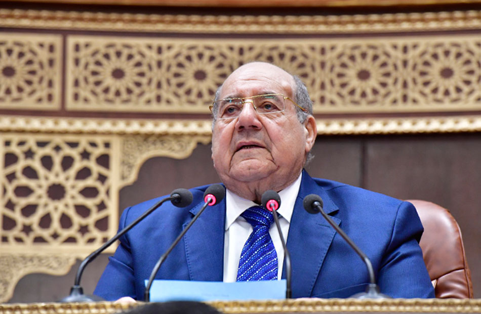 رئيس مجلس الشيوخ يطالب الحكومة ببدء تسجيل العقارات بالمدن الجديدة رئيس مجلس الشيوخ يطالب الحكومة ببدء تسجيل العقارات بالمدن الجديدة