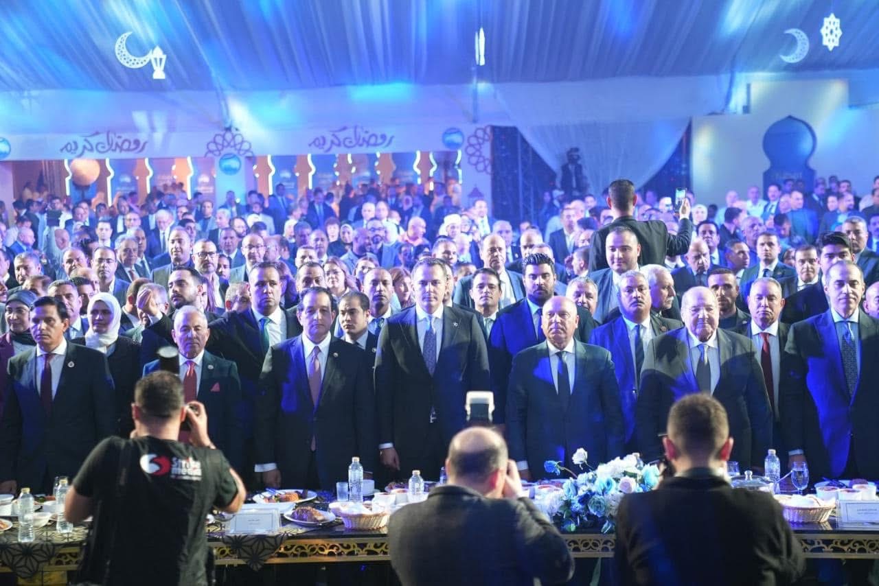 عاجل| بحضور قيادات الحزب وعدد من الوزراء والمسؤولين.. مستقبل وطن ينظم حفل إفطاره السنوي عاجل| بحضور قيادات الحزب وعدد من الوزراء والمسؤولين.. مستقبل وطن ينظم حفل إفطاره السنوي