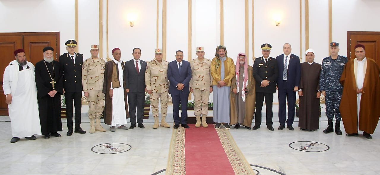 المنطقة الغربية العسكرية تنظم لقاءً وحفل إفطار لعدد من شيوخ وعواقل محافظة مطروح المنطقة الغربية العسكرية تنظم لقاءً وحفل إفطار لعدد من شيوخ وعواقل محافظة مطروح