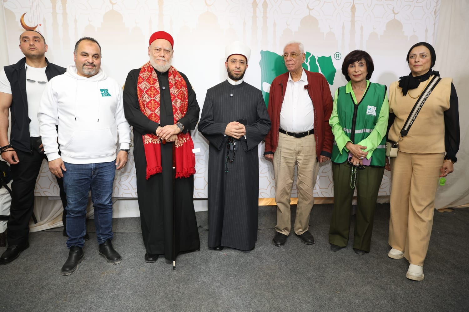 “الأزهري” و”جمعة” يتفقدان إحدى الخيم الرمضانية التي تنظمها “الأوقاف” بالتعاون مع “مصر الخير” بمدينة السادس من أكتوبر “الأزهري” و”جمعة” يتفقدان إحدى الخيم الرمضانية التي تنظمها “الأوقاف” بالتعاون مع “مصر الخير” بمدينة السادس من أكتوبر