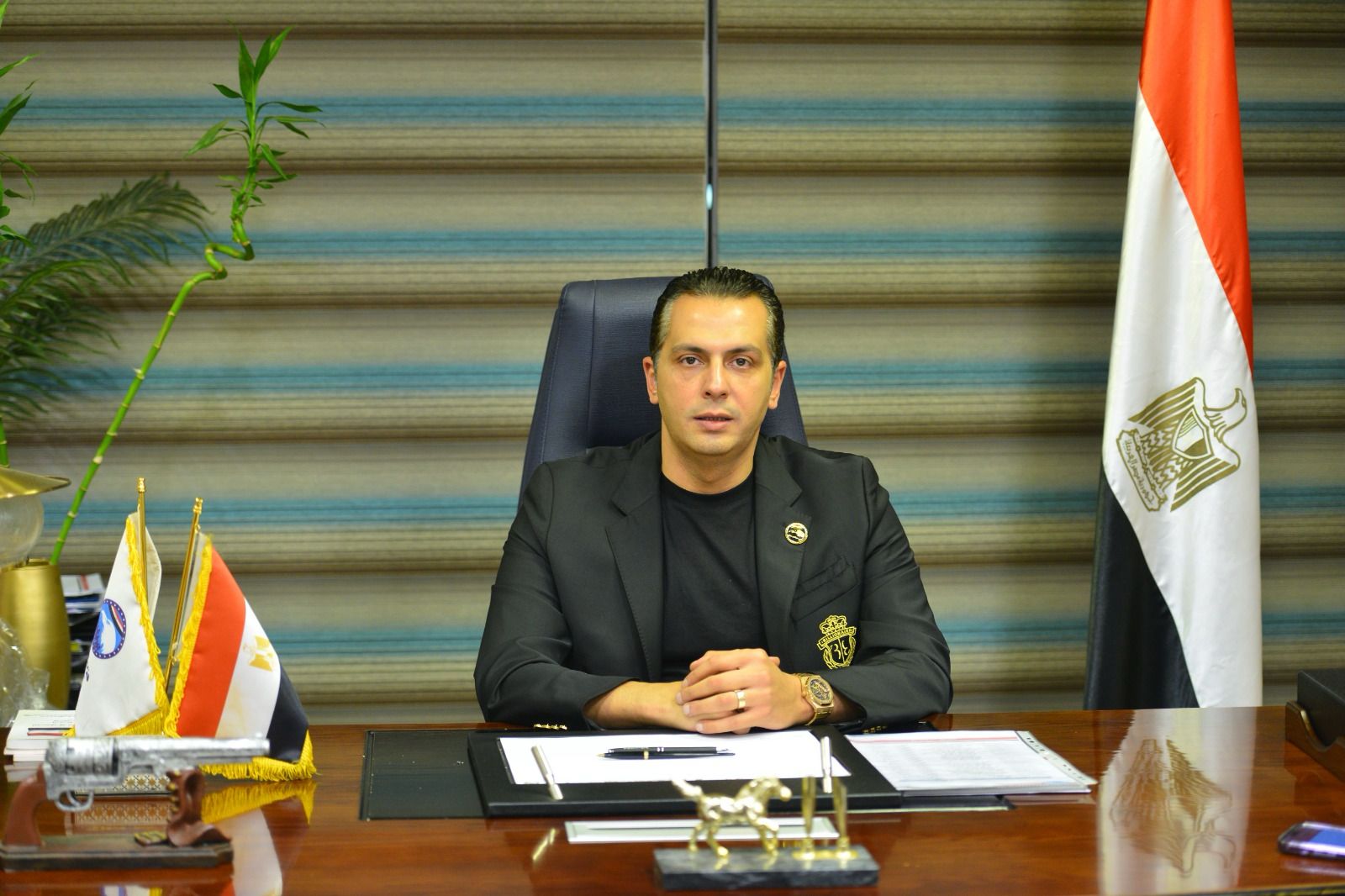 النائب أحمد عبد الجواد لـ الرئيس السيسى : يــــاريــــس ســـيادتـــك مش لوحدك كلـــنـــا فـــي ضهرك.. شعب وجيش وشــــــرطـــــة.. ولا للـــتـــهـــجــيـــر