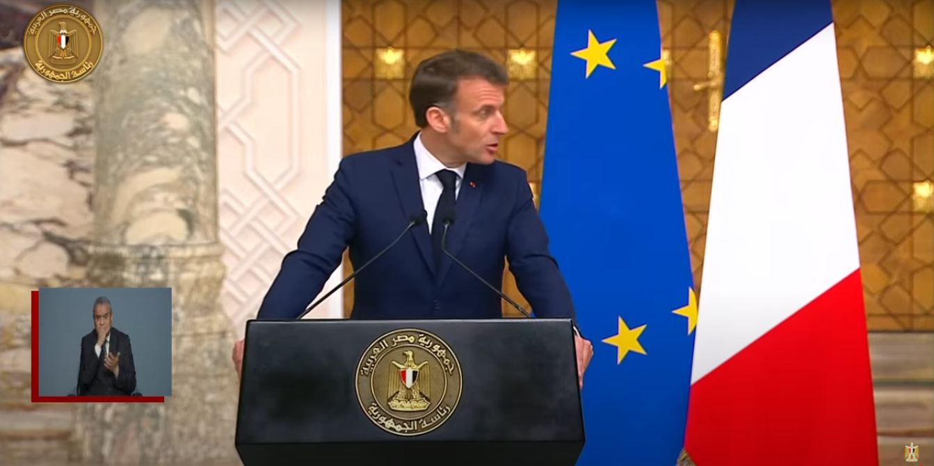 ماكرون: أشكر الرئيس السيسي على جولة «خان الخليلي».. وسعداء بتوقيع اتفاقية الشراكة الاستراتيجية ماكرون: أشكر الرئيس السيسي على جولة «خان الخليلي».. وسعداء بتوقيع اتفاقية الشراكة الاستراتيجية