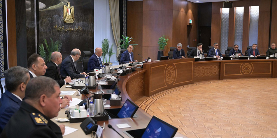 رئيس الوزراء يترأس اجتماع اللجنة العليا لتنظيم احتفالات افتتاح المتحف المصري الكبير| صور رئيس الوزراء يترأس اجتماع اللجنة العليا لتنظيم احتفالات افتتاح المتحف المصري الكبير| صور