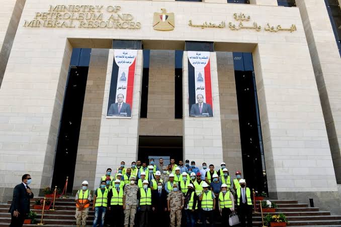 «البترول» توضح أسباب تحريك أسعار المنتجات البترولية «البترول» توضح أسباب تحريك أسعار المنتجات البترولية