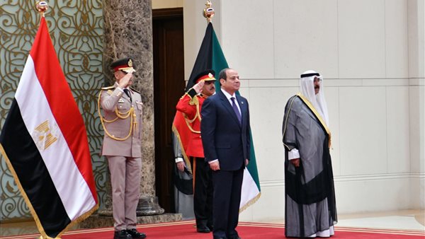 الرئيس السيسي وولي عهد الكويت يؤكدان ضرورة وقف إطلاق النار وتبادل إطلاق سراح الرهائن