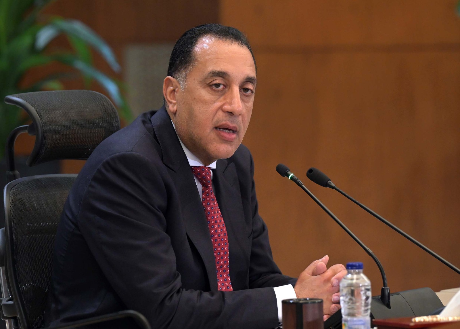 رئيس الوزراء يهنئ البابا تواضروس الثاني بعيد القيامة المجيد رئيس الوزراء يهنئ البابا تواضروس الثاني بعيد القيامة المجيد