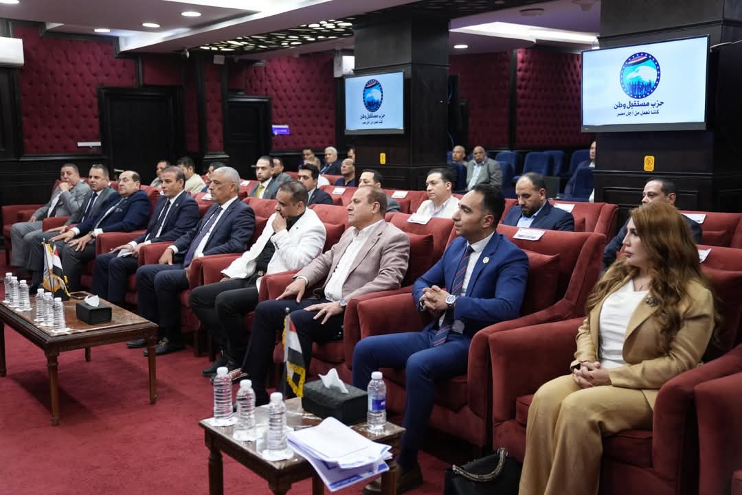 أمانة المجالس المحلية المركزية بـ”مستقبل وطن” تستعرض خطة عملها مع أمنائها في المحافظات