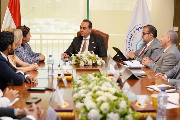 رئيس هيئة الرعاية الصحية يلتقي وفد شركة “سانوفي” العالمية رئيس هيئة الرعاية الصحية يلتقي وفد شركة “سانوفي” العالمية