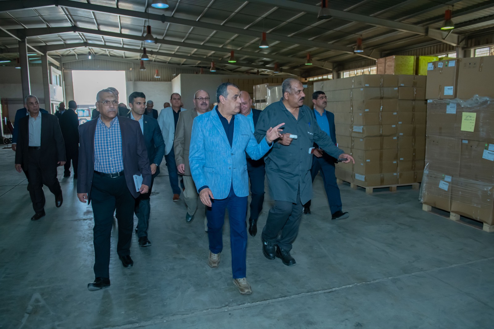  وزير الدولة للإنتاج الحربي يتابع سير العملية الإنتاجية بشركة حلوان للأجهزة المعدنية (مصنع 360 الحربي)