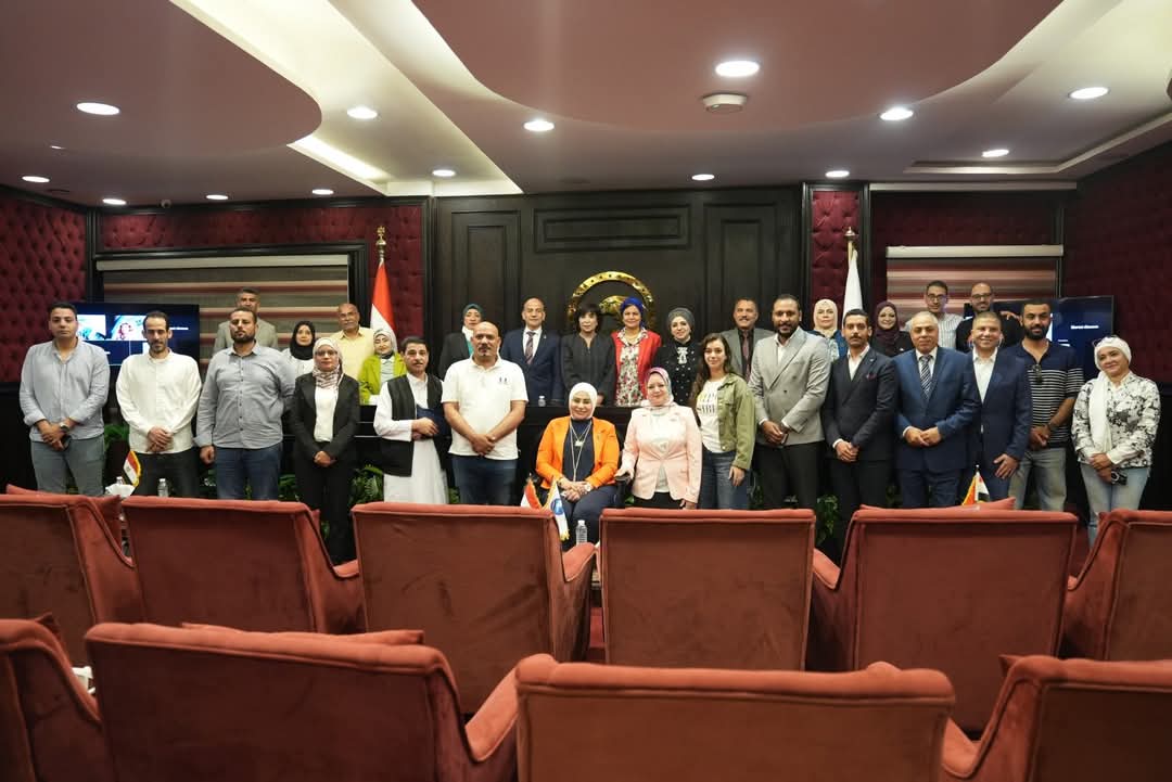 عبر تقنية “الزوم”.. أمانة الأشخاص ذوي الإعاقة المركزية بـ”مستقبل وطن”تعقد اجتماعا مع أمنائها في المحافظات لمناقشة خطة العمل وتفعيل التواجد المجتمعي