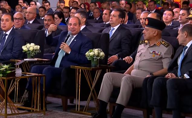 السيسي للحكومة: فين مصنع لبن الاطفال اللي قولت عليه من 5 سنين؟