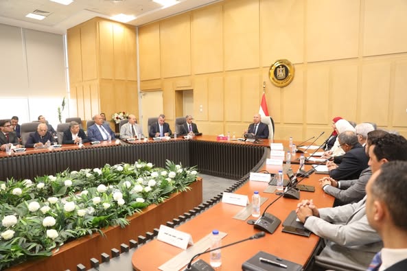 كامل الوزير:يعلن عن رخص بليت جديدة وخطة لدعم المصانع الوطنية وتعميق صناعة الحديد