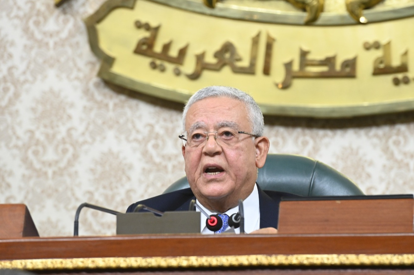 النائب محمد عبد العليم: متى استعبدتم الناس.. «الجبالي»: مصر لا تعرف العبودية