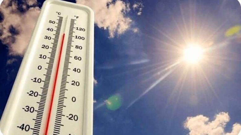 الأرصاد تُطلق الإنذار الأحمر!.. تقلبات جوية عنيفة وأمطار رعدية تضرب المحافظات اليوم