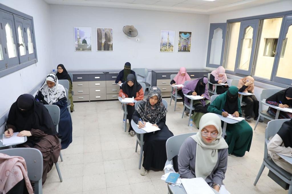 الدراسات والإنجليزي، تسريب امتحانات الشهادة الإعدادية 2025