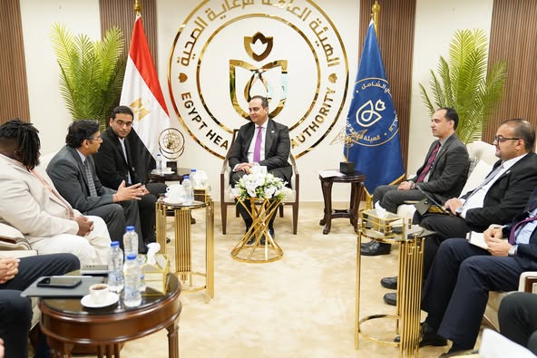 رئيس هيئة الرعاية الصحية يلتقي قيادات شركة “روش” لبحث سبل تعزيز التعاون المشترك وتبادل الخبرات ومتابعة مستجدات الشراكة الاستراتيجية رئيس هيئة الرعاية الصحية يلتقي قيادات شركة “روش” لبحث سبل تعزيز التعاون المشترك وتبادل الخبرات ومتابعة مستجدات الشراكة الاستراتيجية